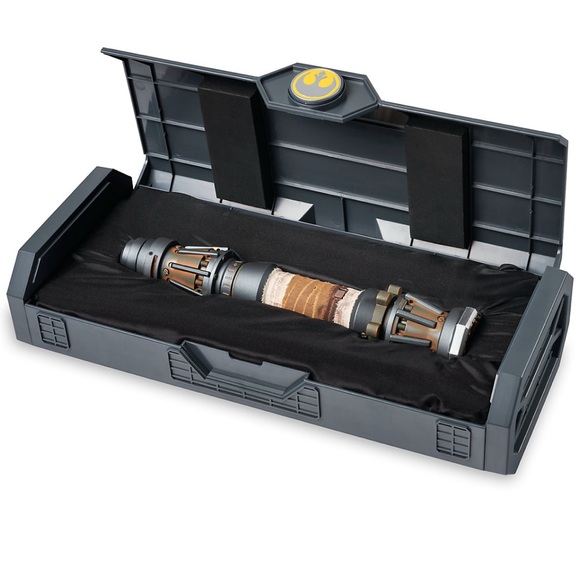 Rey Skywalker Legacy LIGHTSABER Hilt - Star Wars: Galaxy's Edge - Picture 3 of 17